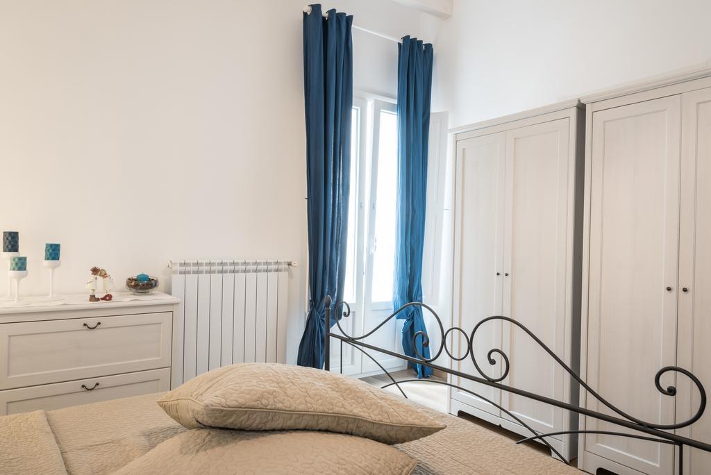 Ferienwohnung Casa Rebecca Monopoli Zimmer foto